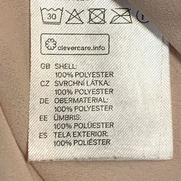 H&M, blouse, sleeveless, button down rough hewn edges, size 4 - Picture 8 of 14